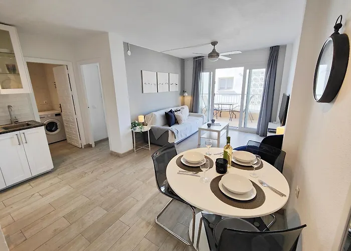 Ap408 Acapulco Playa * Nerja